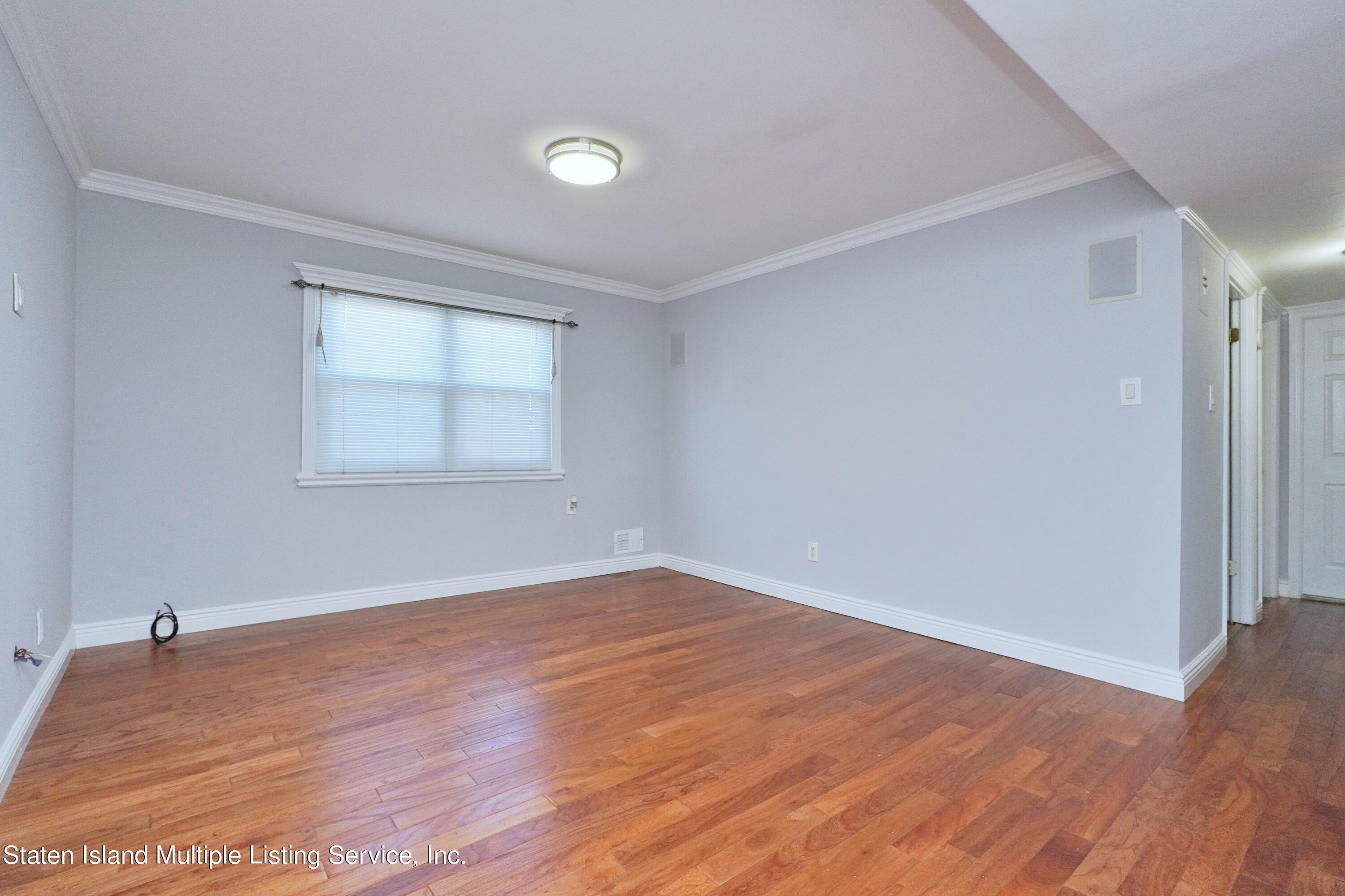 95 Goller Place Staten Island, NY 10314 - Photo 6 of 37 goller first flr liv rm 2