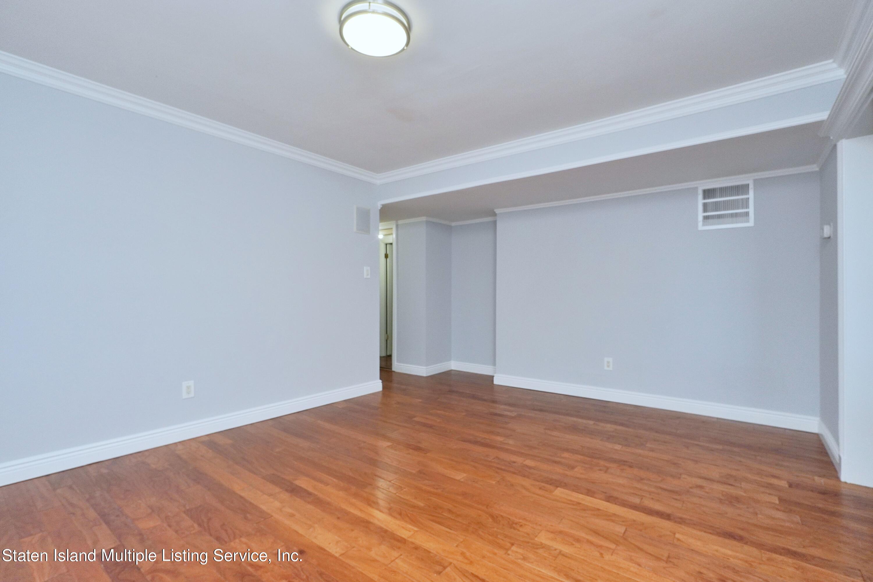 95 Goller Place Staten Island, NY 10314 - Photo 7 of 37 goller first flr liv rm
