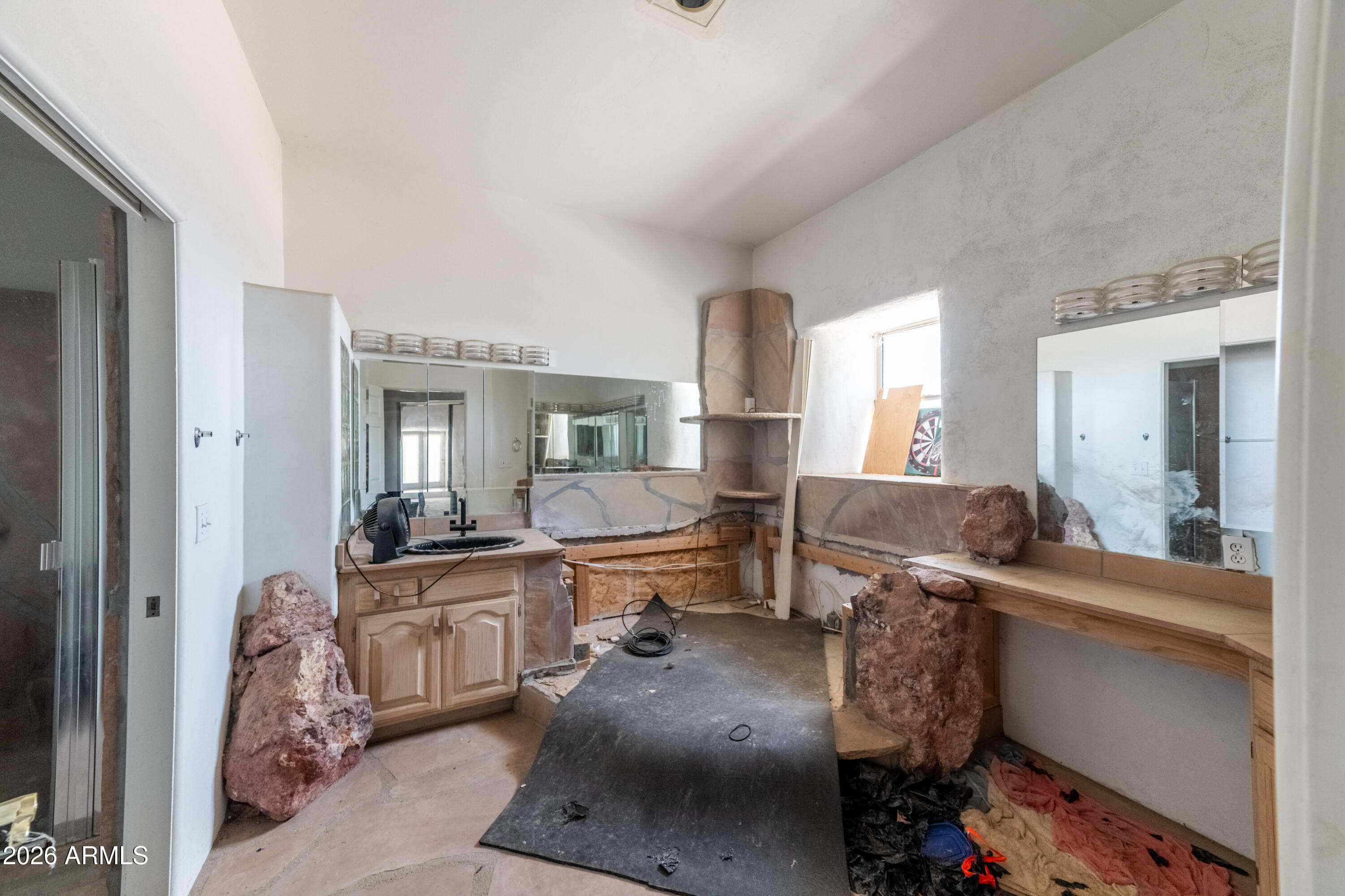 425 South Russell Road Stanfield, AZ 85172 - Photo 13 of 46 425 S Russell Rd-18