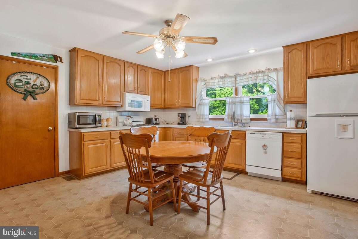 1757 Underwood Road Gambrills, MD 21054 - Photo 12 of 35 Gallery Image 12