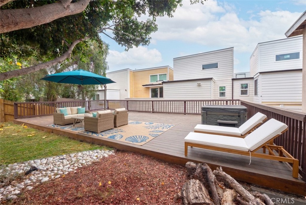 1802 Rindge Lane Redondo Beach, CA 90278 - Photo 55 of 62 Virtually Enhanced Backyard Deck