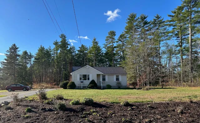 $389,900 | 188 Sawyers Crossing Road, Swanzey, NH 03446