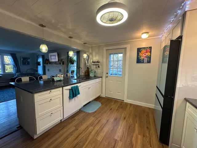 $389,900 | 188 Sawyers Crossing Road, Swanzey, NH 03446