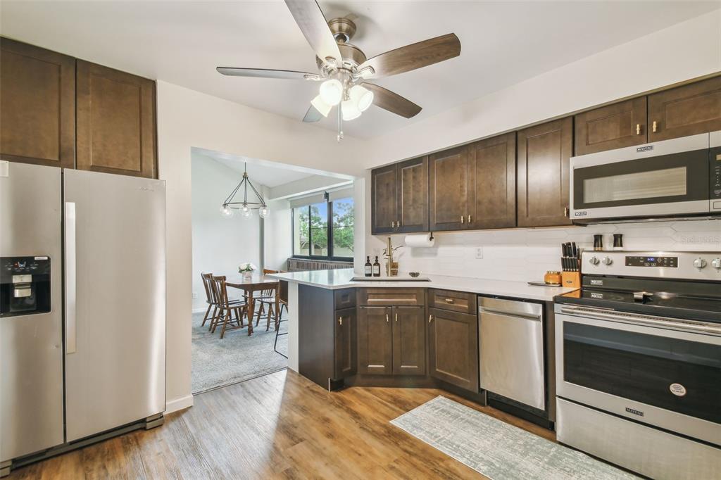 4114 Pinelake Lane, Unit 202 Tampa, FL 33618 - Photo 16 of 64