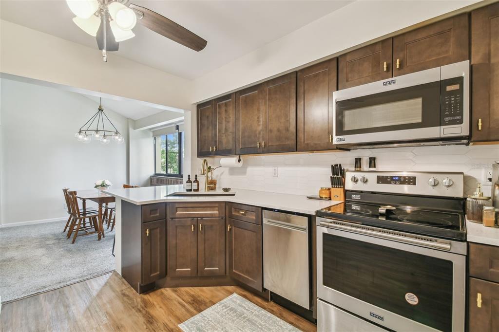 4114 Pinelake Lane, Unit 202 Tampa, FL 33618 - Photo 17 of 64