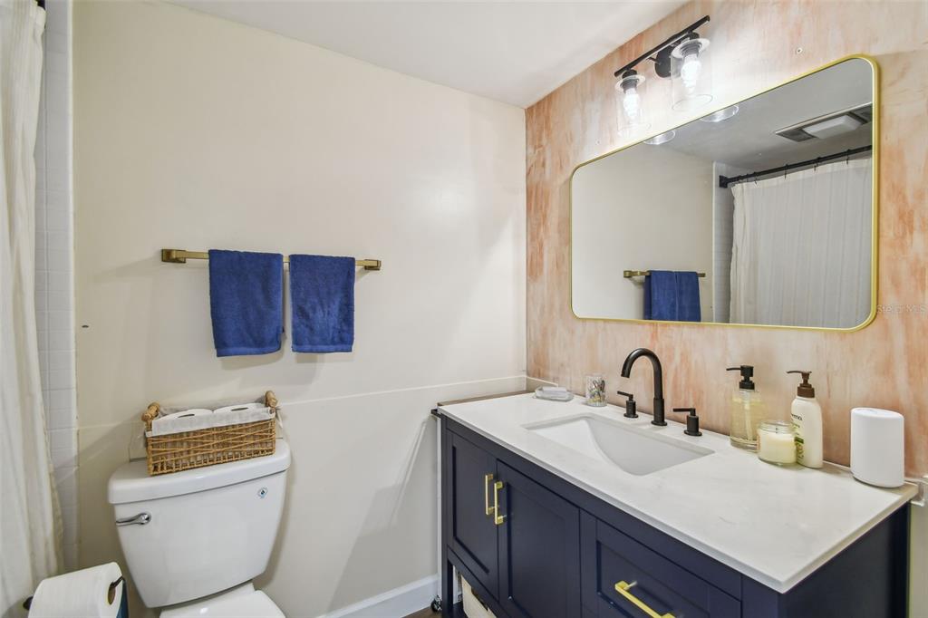 4114 Pinelake Lane, Unit 202 Tampa, FL 33618 - Photo 24 of 64