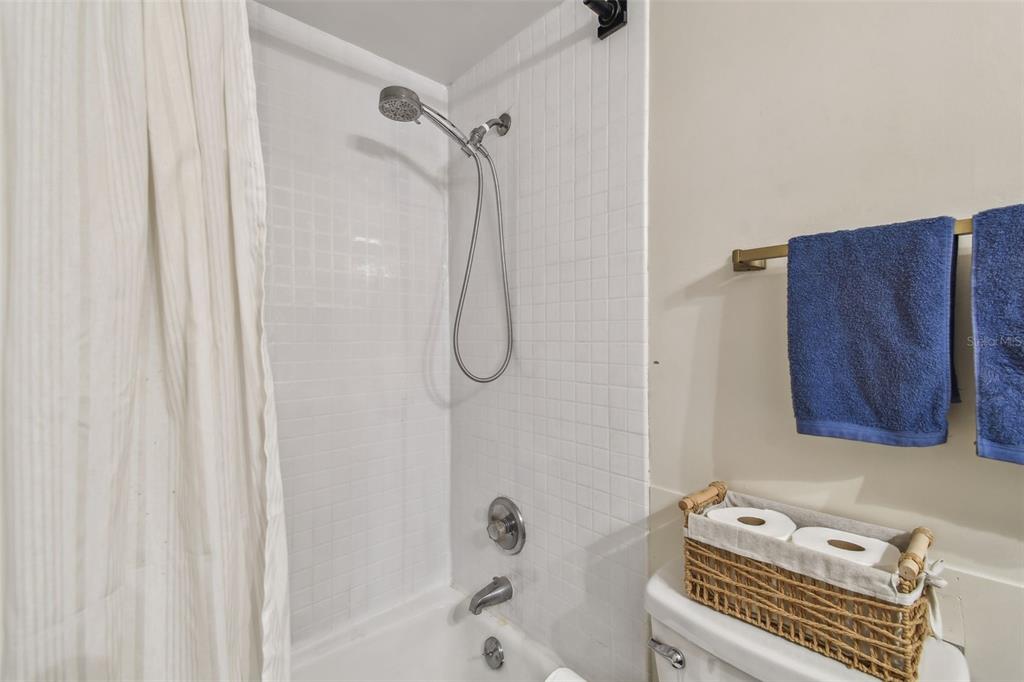 4114 Pinelake Lane, Unit 202 Tampa, FL 33618 - Photo 25 of 64