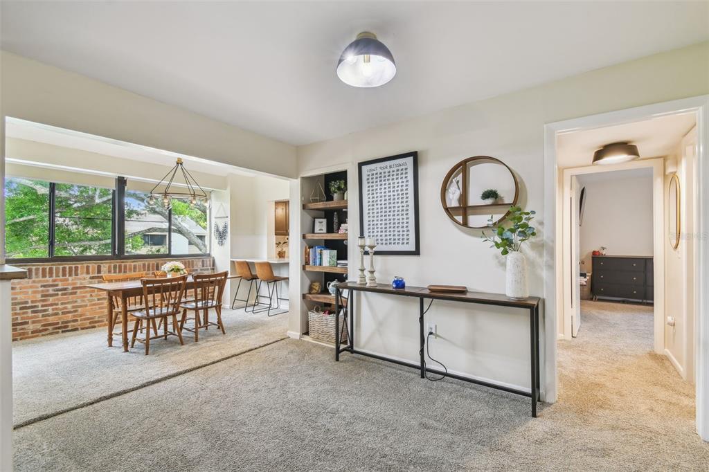 4114 Pinelake Lane, Unit 202 Tampa, FL 33618 - Photo 9 of 64