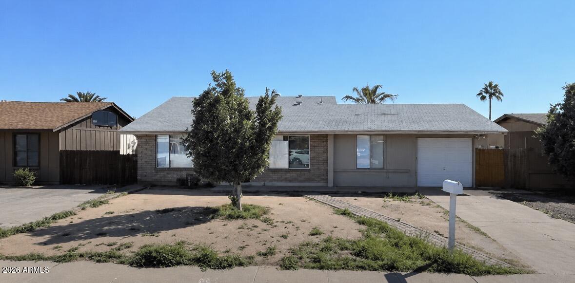8907 West Roma Avenue Phoenix, AZ 85037 - Photo 1 of 12