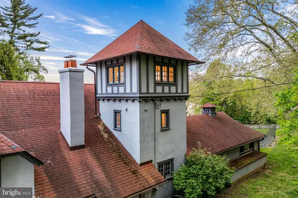 $1,985,000 | 461 South Roberts Road, Bryn Mawr, PA 19010