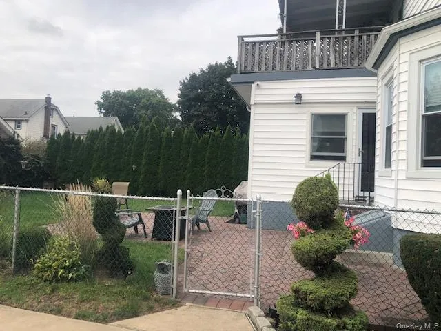 $998,108 | 108 Elizabeth Street, Floral Park, NY 11001