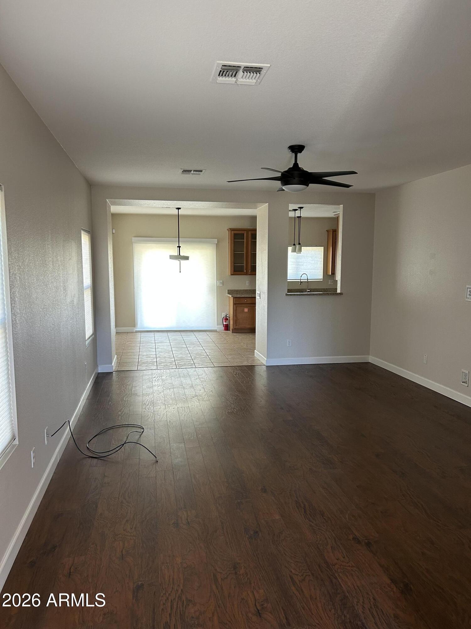 1134 East Pedro Road Phoenix, AZ 85042 - Photo 2 of 15 IMG_2079