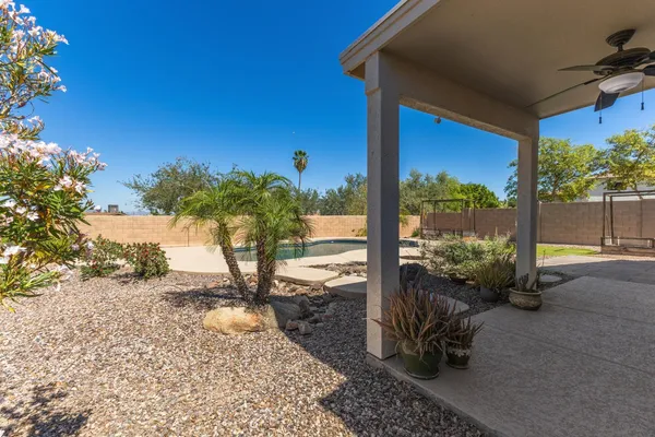$2,750 | 1134 East Pedro Road, Phoenix, AZ 85042