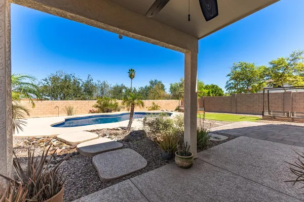 $2,650 | 1134 East Pedro Road, Phoenix, AZ 85042