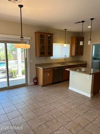 $2,750 | 1134 East Pedro Road, Phoenix, AZ 85042