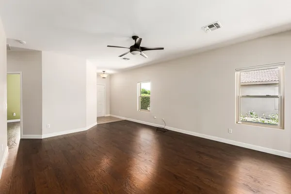 $2,750 | 1134 East Pedro Road, Phoenix, AZ 85042