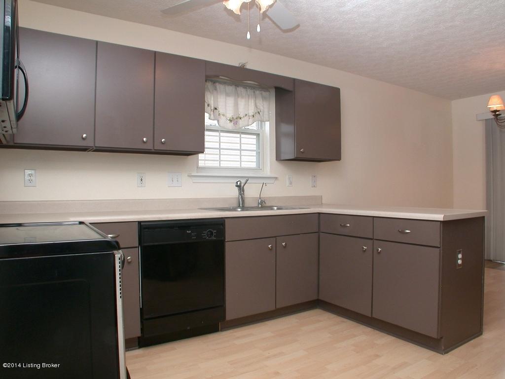 11018 St Rene Road Louisville, KY 40299 - Photo 9 of 41 9