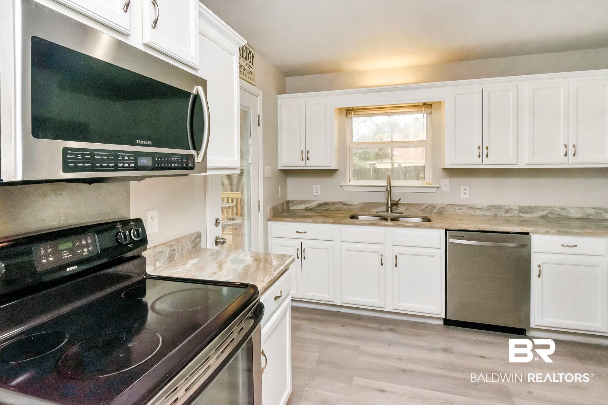 3224 Franklin Court Mobile, AL 36618 - Photo 13 of 27