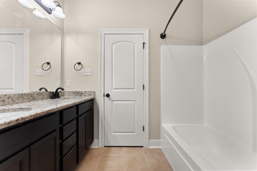 1923 Thibodeaux Road Lake Charles, LA 70607 - Photo 20 of 29 Bathroom #2