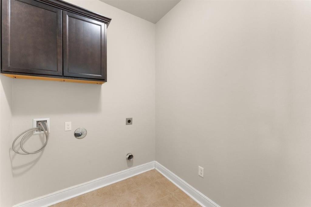 1923 Thibodeaux Road Lake Charles, LA 70607 - Photo 23 of 29 Laundry - Electric Dryer/Washer. Inside in Individual Room.