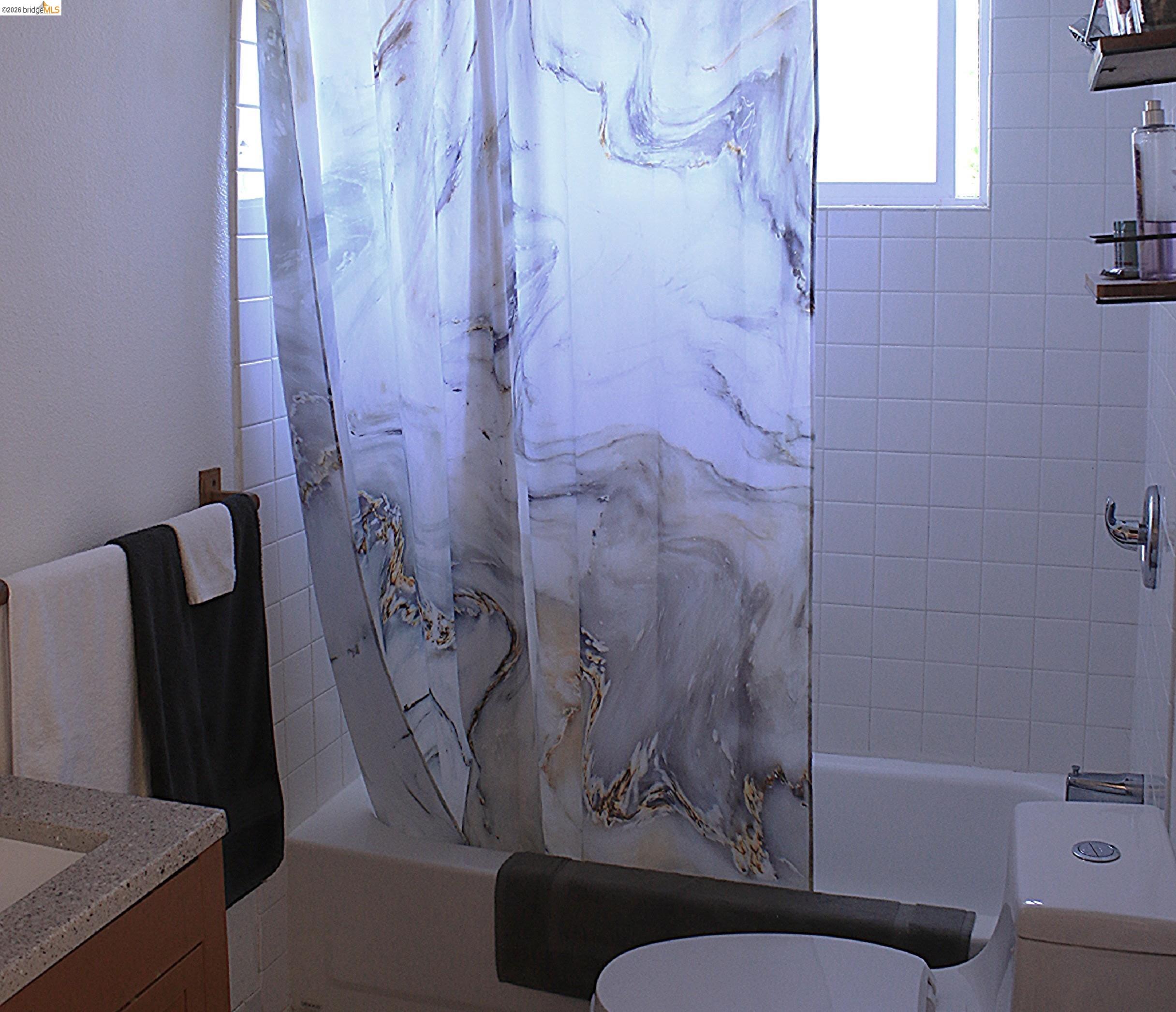190 Tahoe Drive Rio Vista, CA 94571 - Photo 21 of 44 Full bathroom with shower / tub combo and vanity