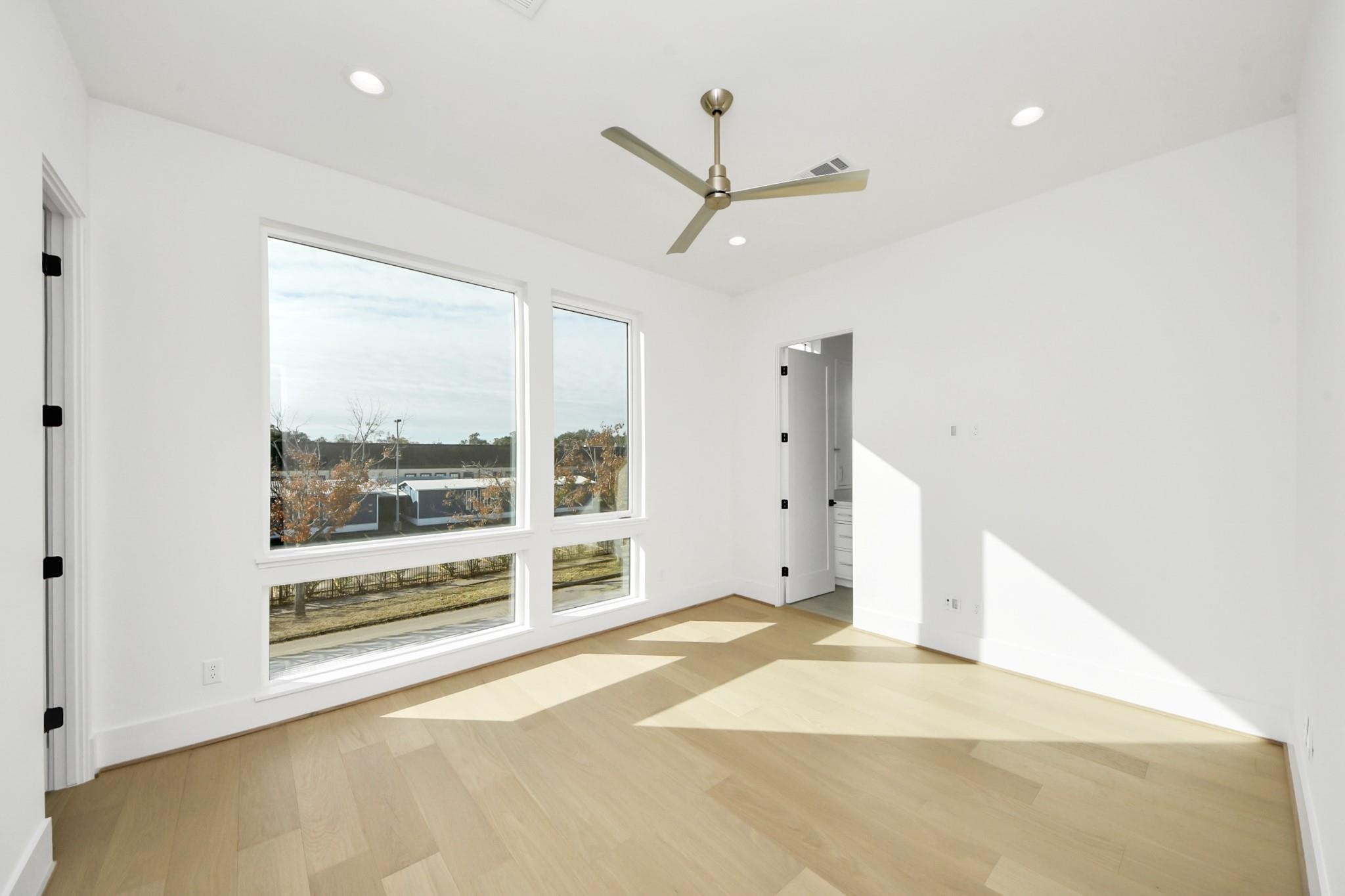 2232 Swift Boulevard Houston, TX 77030 - Photo 29 of 46