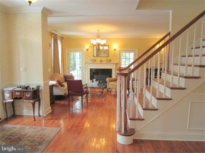 555 Chews Landing Road Haddonfield, NJ 08033 - Photo 2 of 12 Gallery Image 2