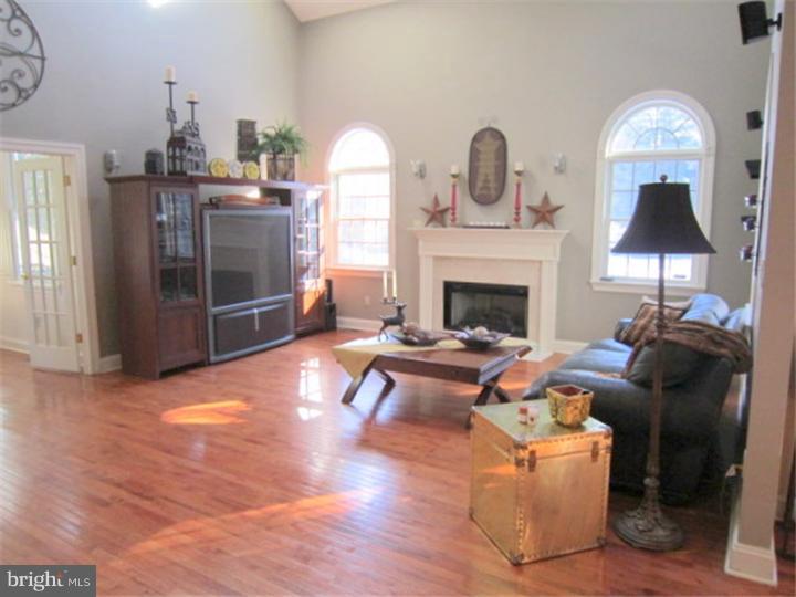 555 Chews Landing Road Haddonfield, NJ 08033 - Photo 6 of 12 Gallery Image 6