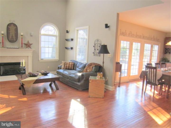 555 Chews Landing Road Haddonfield, NJ 08033 - Photo 7 of 12 Gallery Image 7
