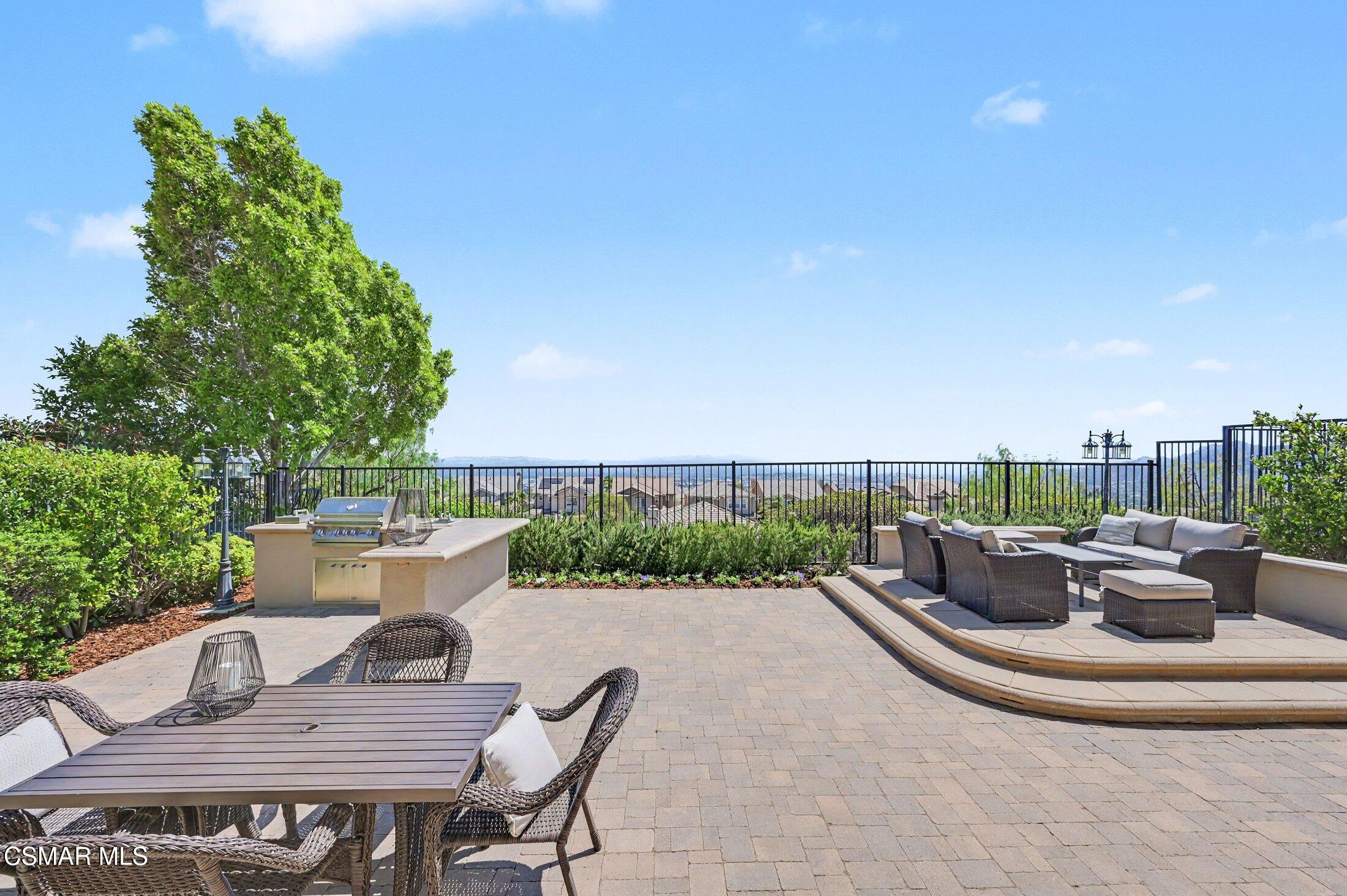 20800 Sardinia Way Porter Ranch, CA 91326 - Photo 52 of 57 079_20800_sardinia_way_0077_430