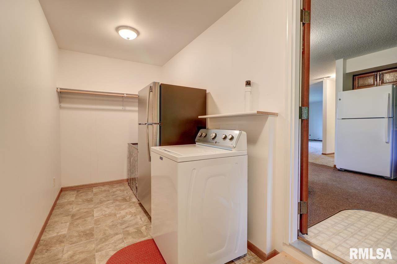 11809 Loron Road Morrison, IL 61270 - Photo 4 of 25