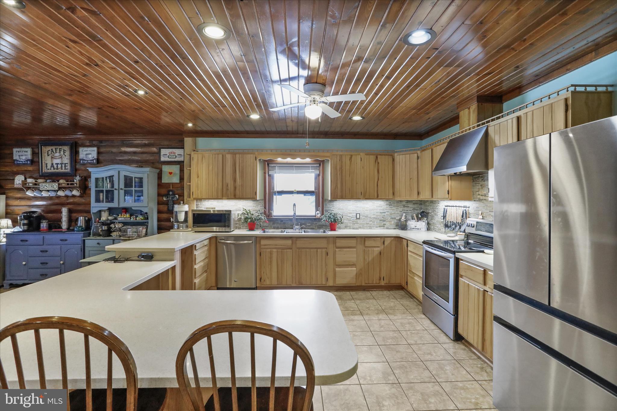 14507 Heavenly Acres Ridge Hancock, MD 21750 - Photo 15 of 65 Spacious Kitchen- Lots of Counter Space
