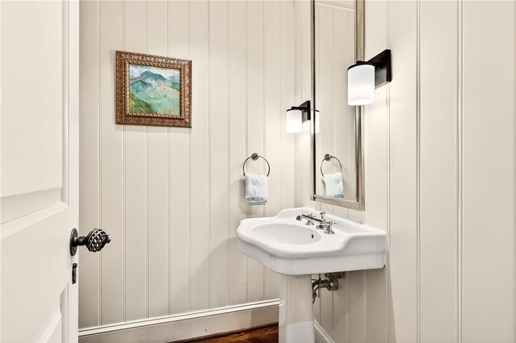 3814 Vermont Road Northeast Atlanta, GA 30319 - Photo 23 of 59