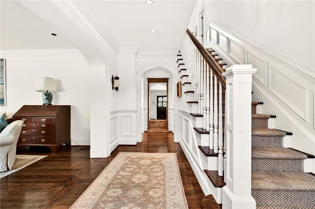 3814 Vermont Road Northeast Atlanta, GA 30319 - Photo 4 of 59