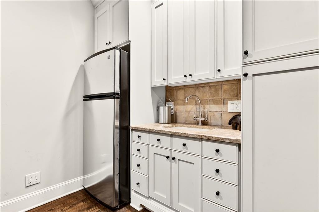 3814 Vermont Road Northeast Atlanta, GA 30319 - Photo 45 of 59