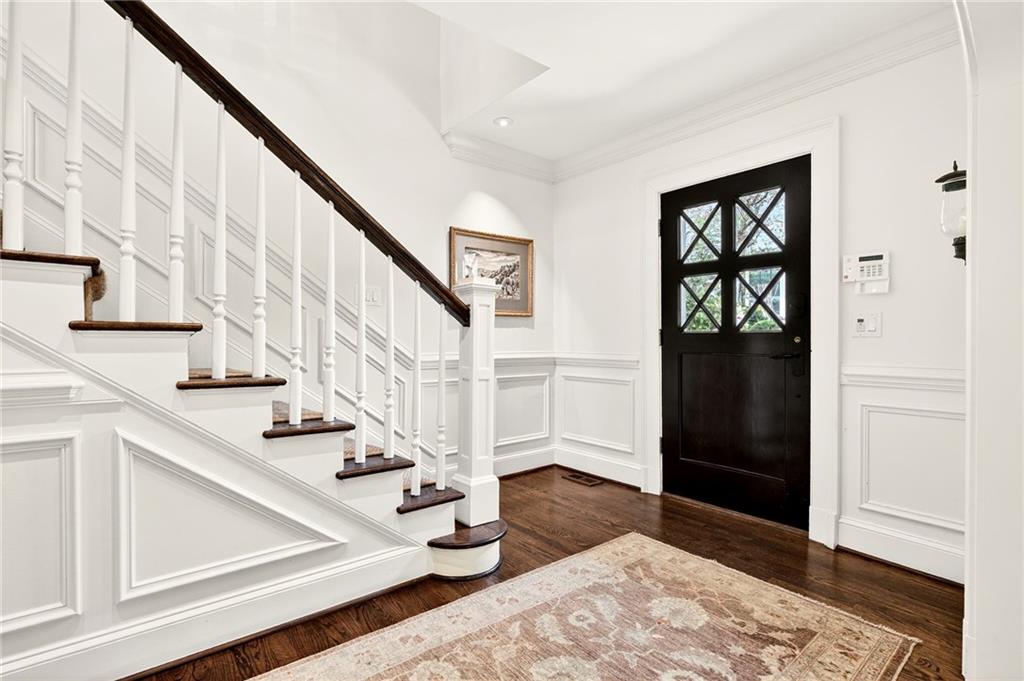 3814 Vermont Road Northeast Atlanta, GA 30319 - Photo 5 of 59