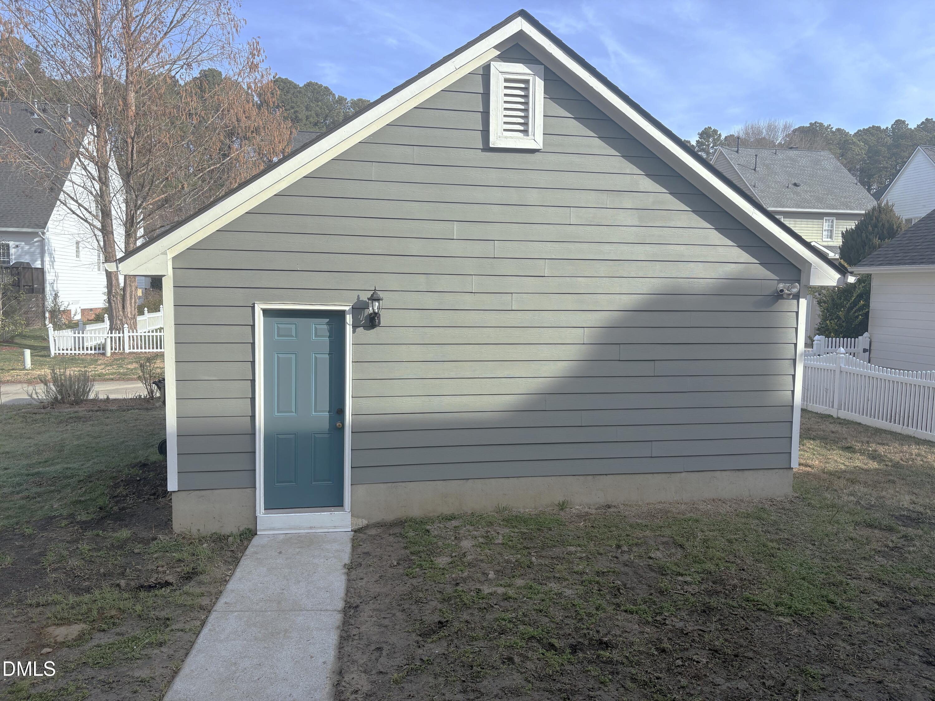 115 Chancellors Ridge Drive Durham, NC 27713 - Photo 40 of 57 GarageFrontView