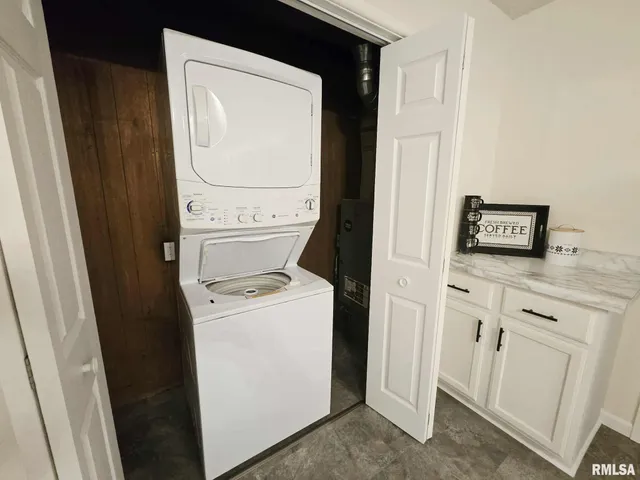 $172,500 | 415 Marteeny Street, Mount Vernon, IL 62864