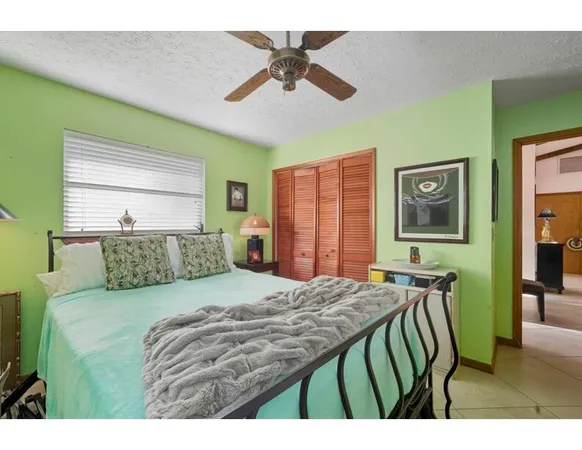 $400,000 | 4543 Southeast Dryfus Avenue, Stuart, FL 34997