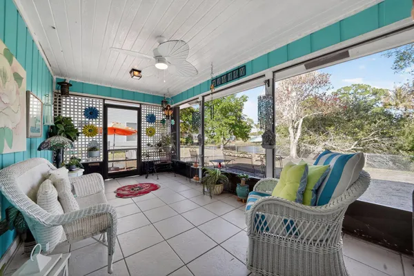 $400,000 | 4543 Southeast Dryfus Avenue, Stuart, FL 34997