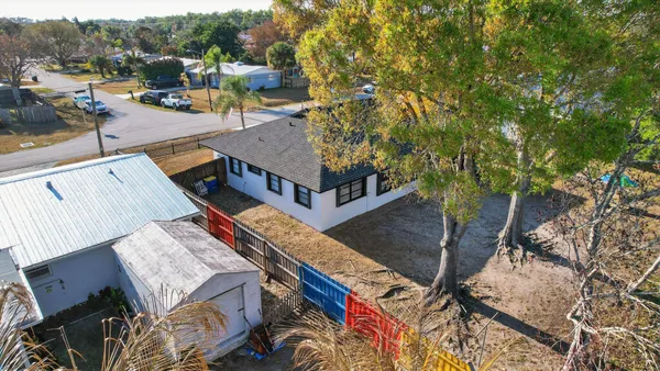 $400,000 | 4543 Southeast Dryfus Avenue, Stuart, FL 34997