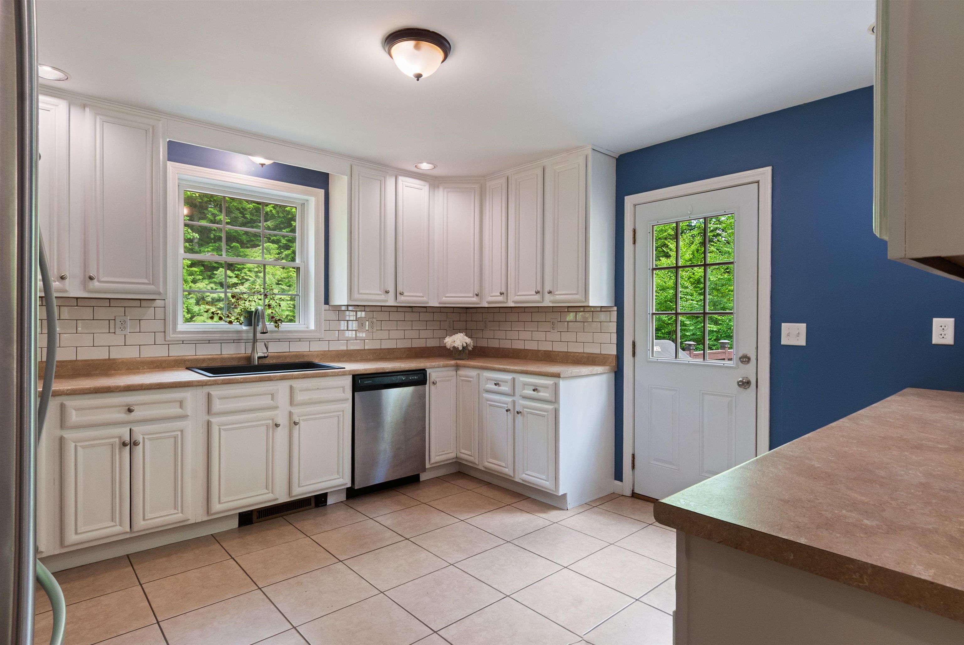 633 Beauty Hill Road Barnstead, NH 03218 - Photo 9 of 27