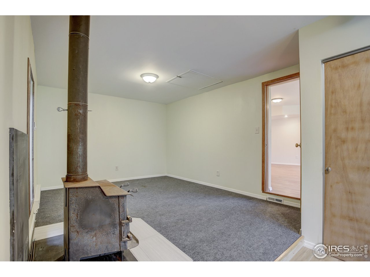35 Boston Street Ward, CO 80481 - Photo 31 of 34 a view of an empty room