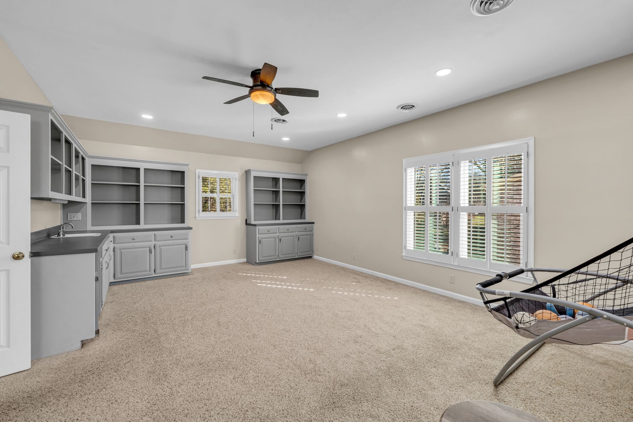 1810 Waterford Road Murfreesboro, TN 37129 - Photo 30 of 43 a view of a livingroom with furniture and windows
