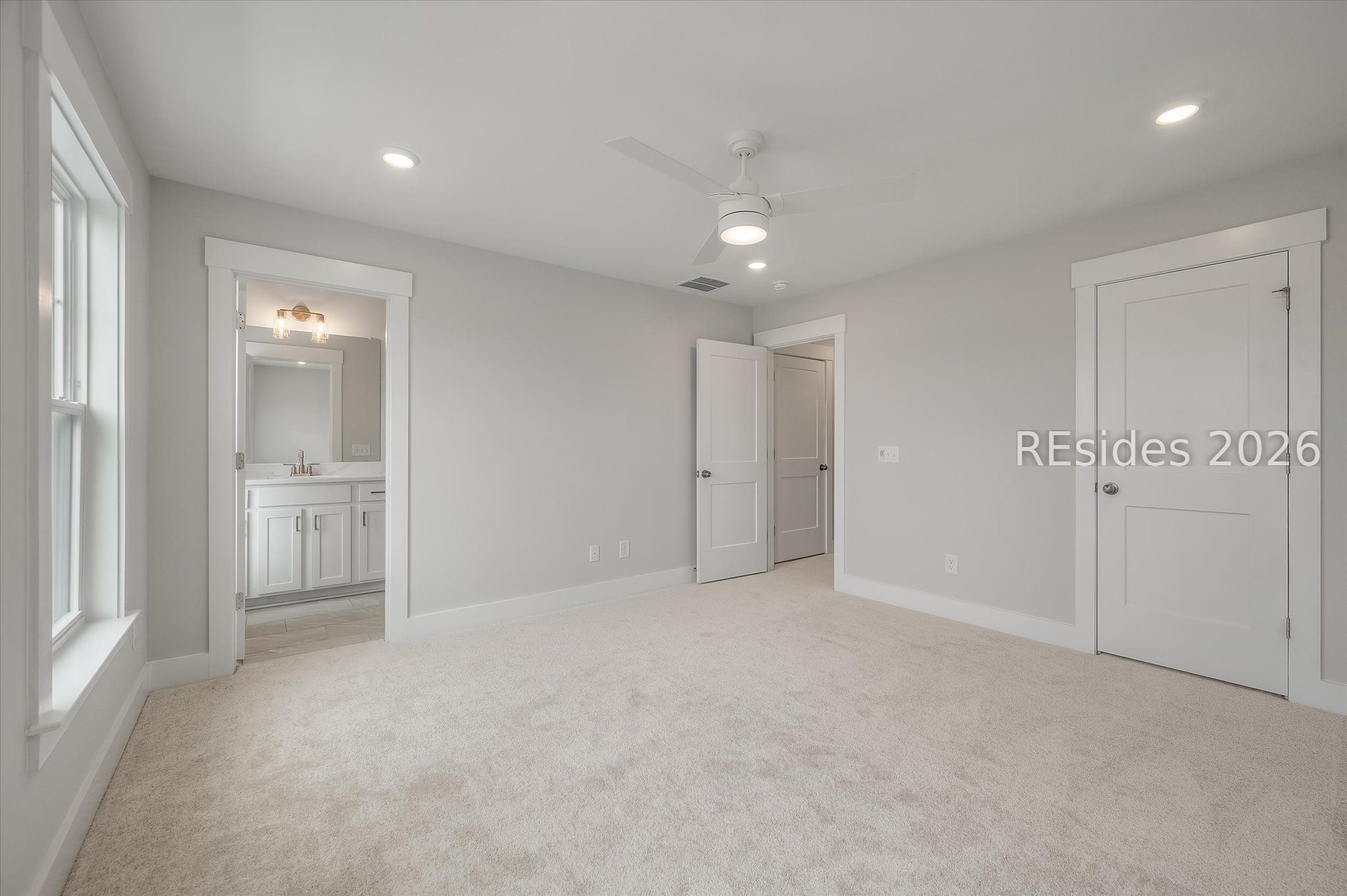 423 East Parkside Cmns Bluffton, SC 29910 - Photo 29 of 34 Walk-in closet