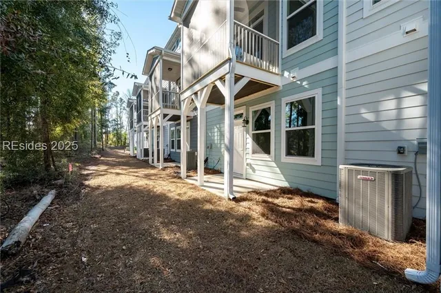 $454,990 | 423 East Parkside Cmns, Bluffton, SC 29910