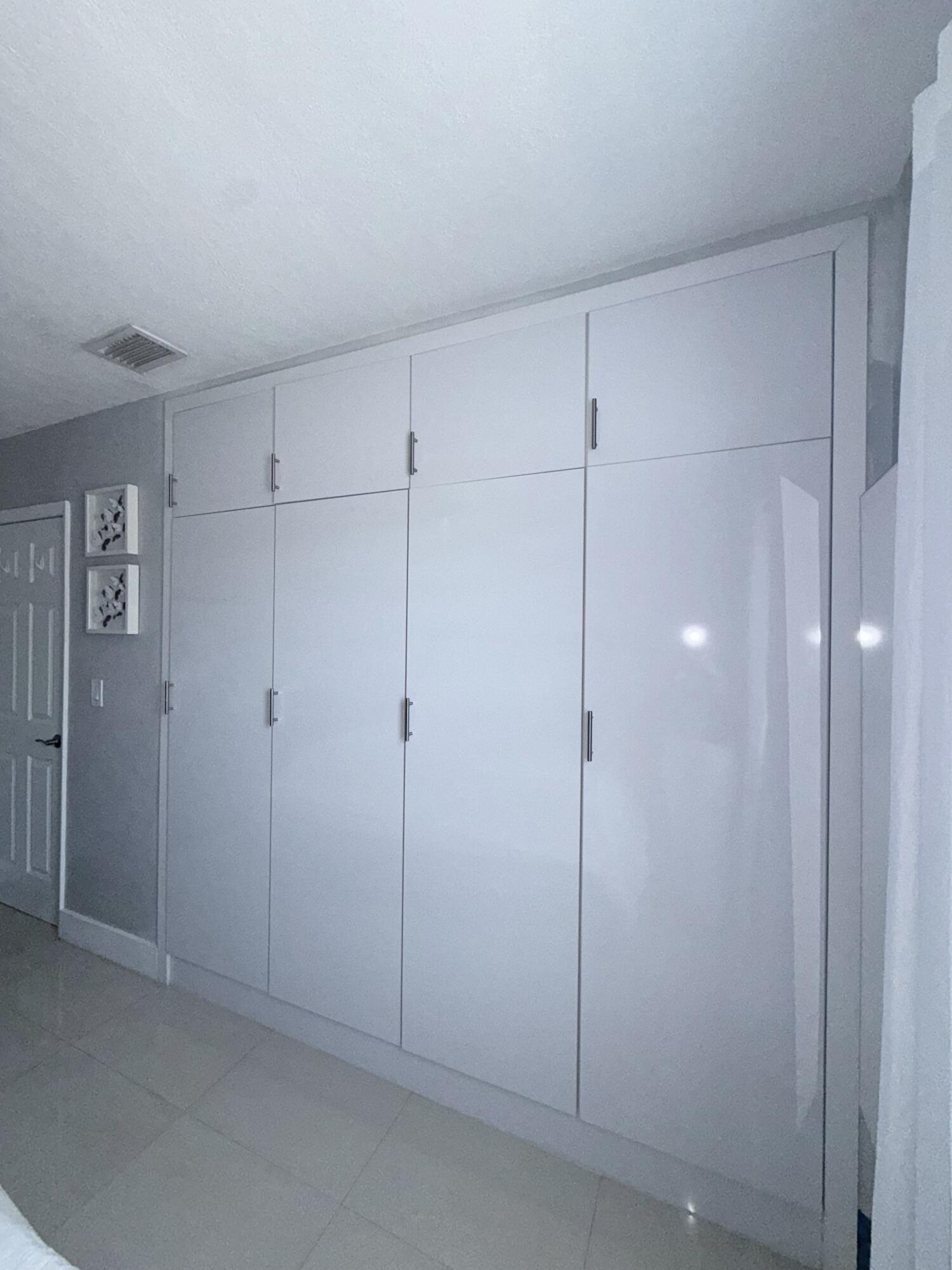 9235 Southwest 41st Street Miami, FL 33165 - Photo 21 of 63 IMG_7937