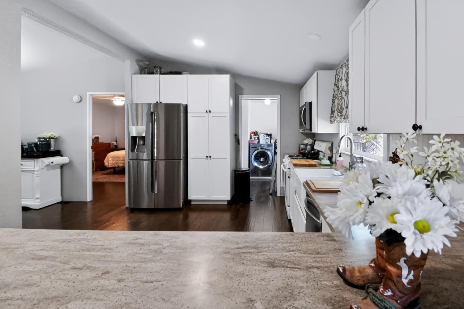 3713 North Gratton Road, Unit 3 Denair, CA 95316 - Photo 10 of 28 Gallery Image 10