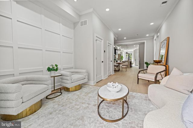 $700,000 | 1407 1st Street Northwest, Unit 1, Washington, DC 20001