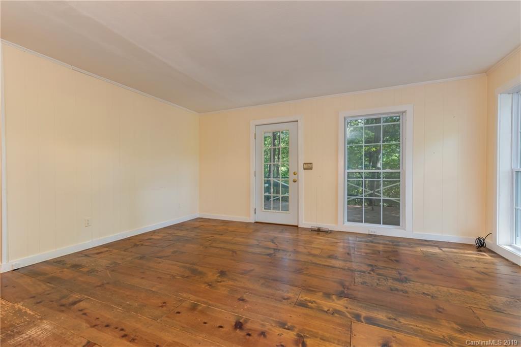770 New Market Road Tryon, NC 28782 - Photo 12 of 33